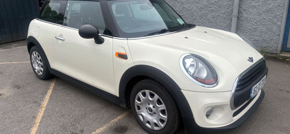 MINI One 2016