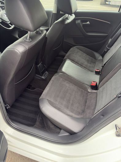 Volkswagen Polo 2016