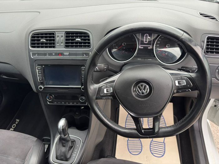 Volkswagen Polo 2016