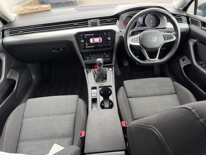 Volkswagen Passat 2022
