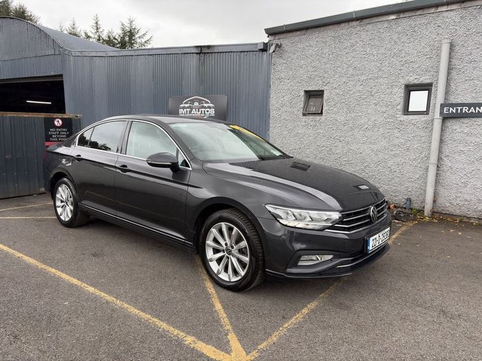 Volkswagen Passat 2022