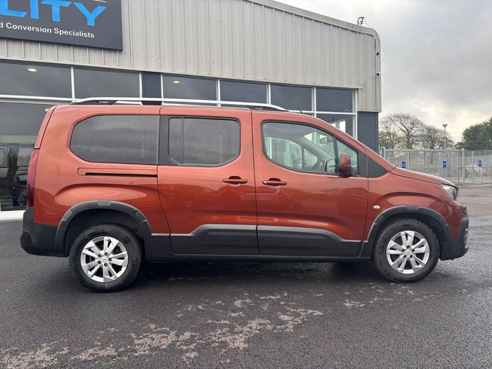 Peugeot Rifter 2021