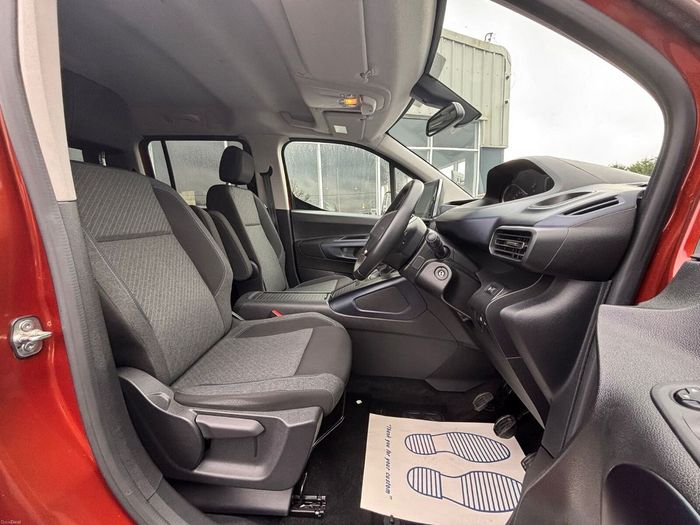 Peugeot Rifter 2021