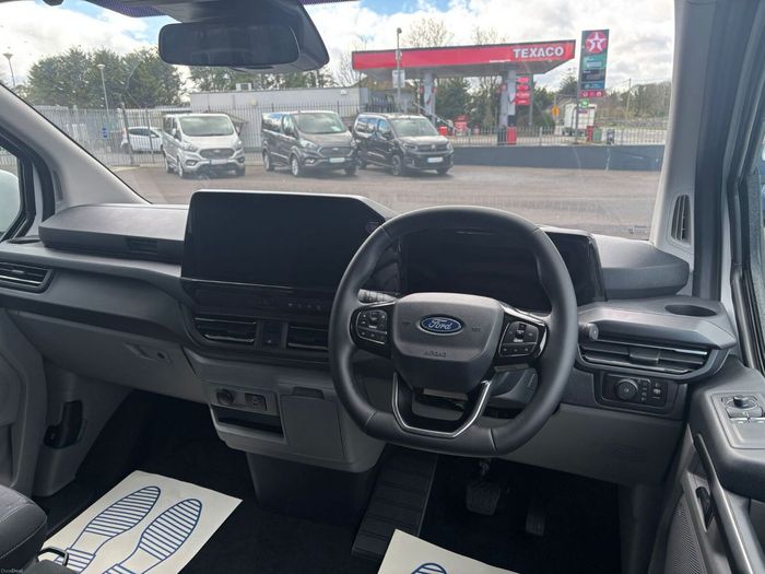 Ford Tourneo Custom 2026