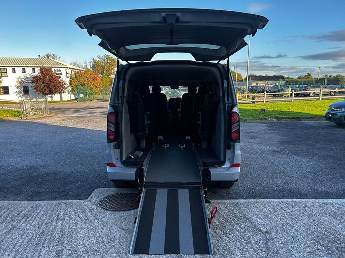Ford Tourneo Custom 2027
