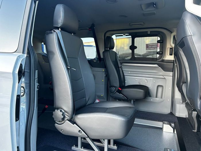 Ford Tourneo Custom 2027