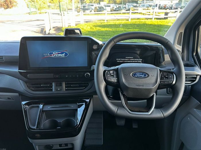 Ford Tourneo Custom 2027