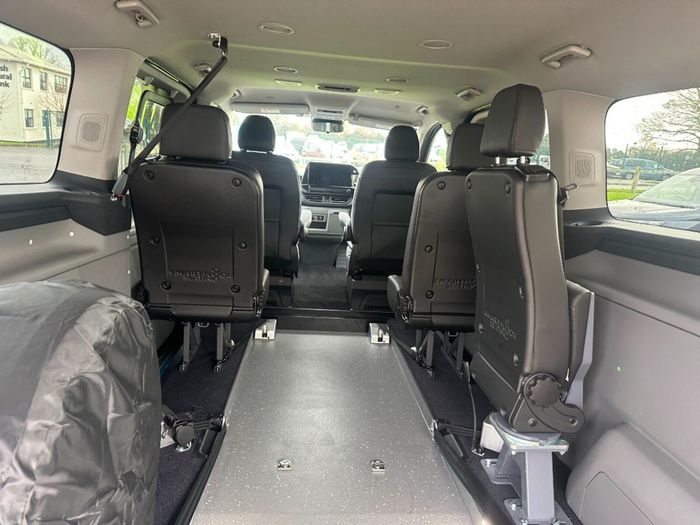 Ford Tourneo Custom 2027