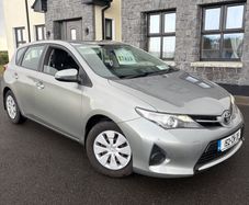 Toyota Auris 2015
