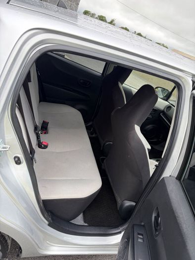 Toyota Vitz 2014