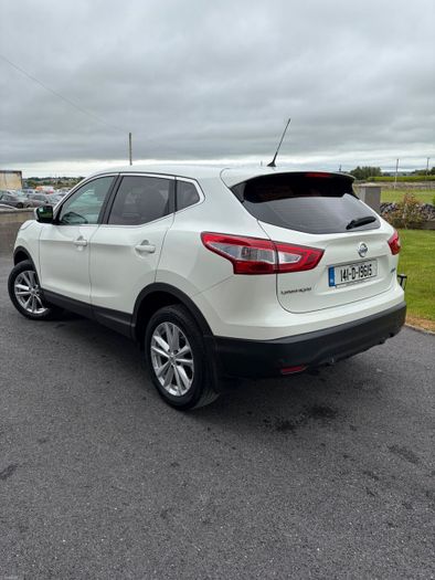 Nissan QASHQAI 2014