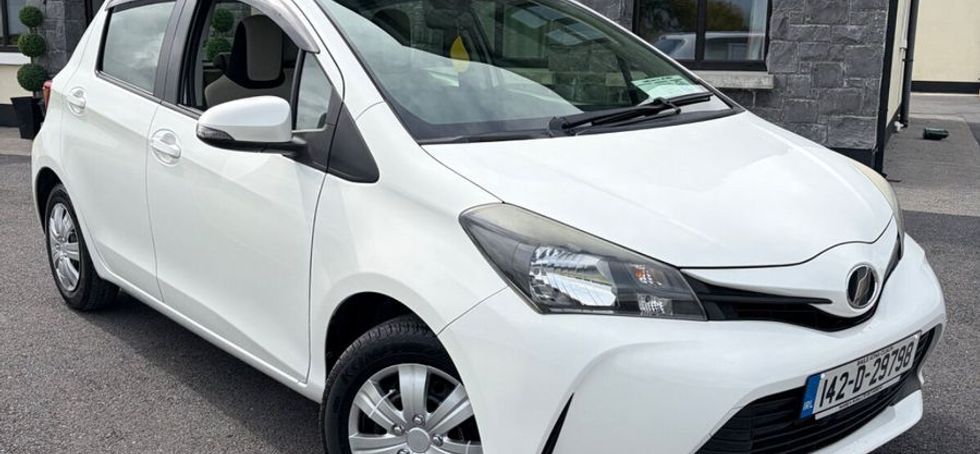 Toyota Vitz 2014