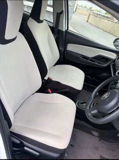 Toyota Vitz 2014