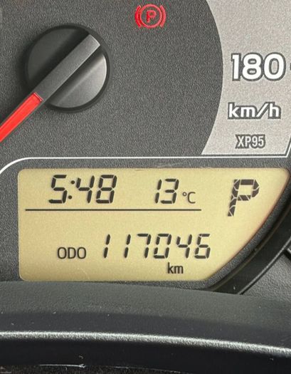 Toyota Vitz 2014