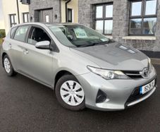 Toyota Auris 2015