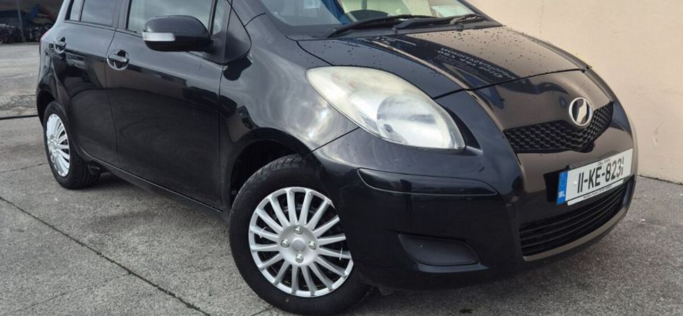 Toyota Vitz 2011