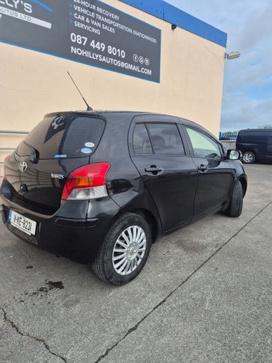 Toyota Vitz 2011