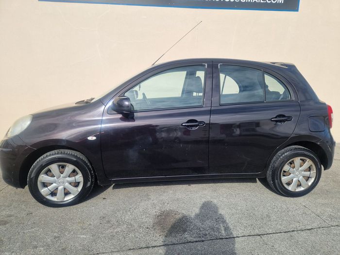 Nissan March 2013