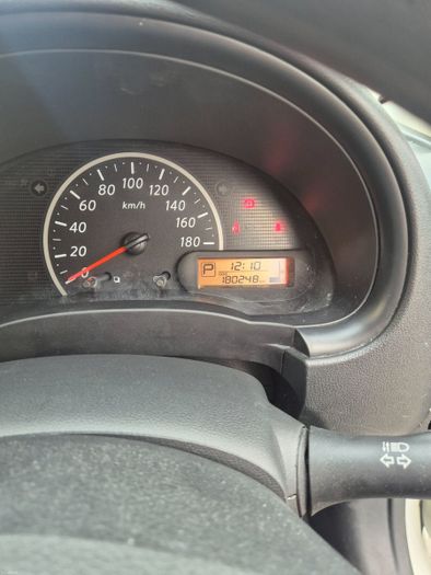 Nissan March 2019