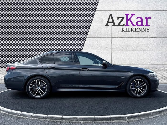 BMW 5 Series 2022