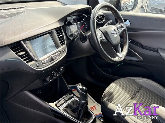 Opel Crossland X 2017