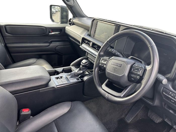 Toyota Landcruiser 2025
