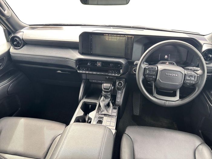 Toyota Landcruiser 2025