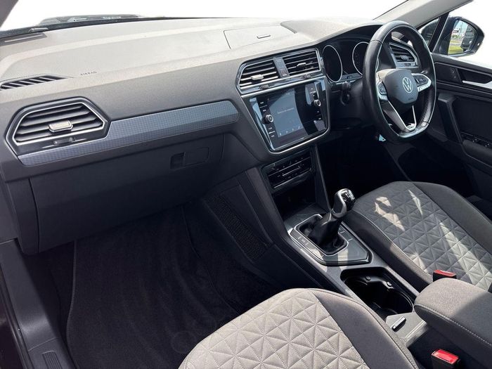 Volkswagen Tiguan 2024