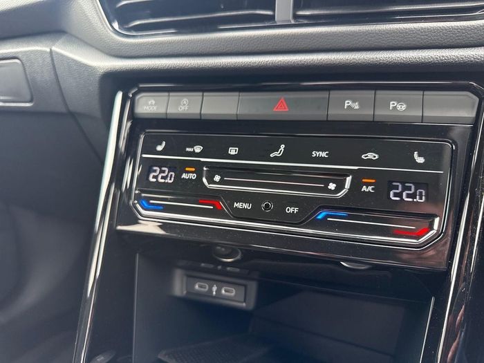 Volkswagen T-Roc 2025