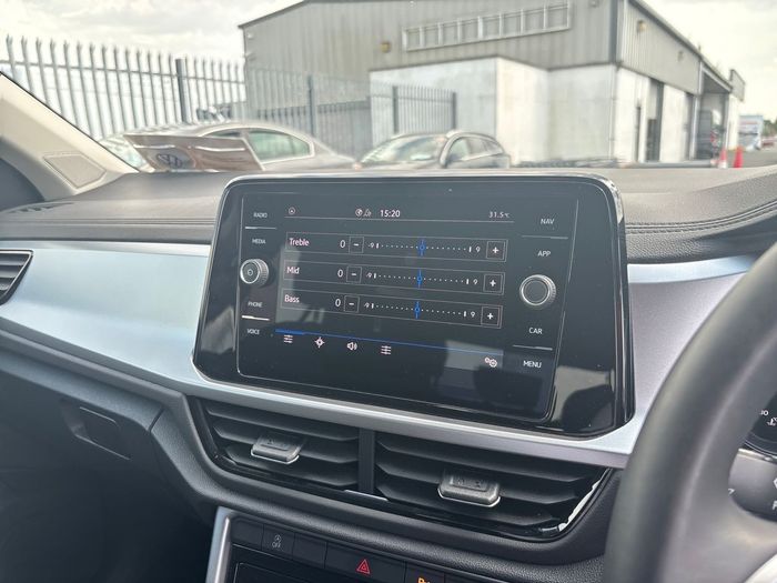 Volkswagen T-Roc 2025