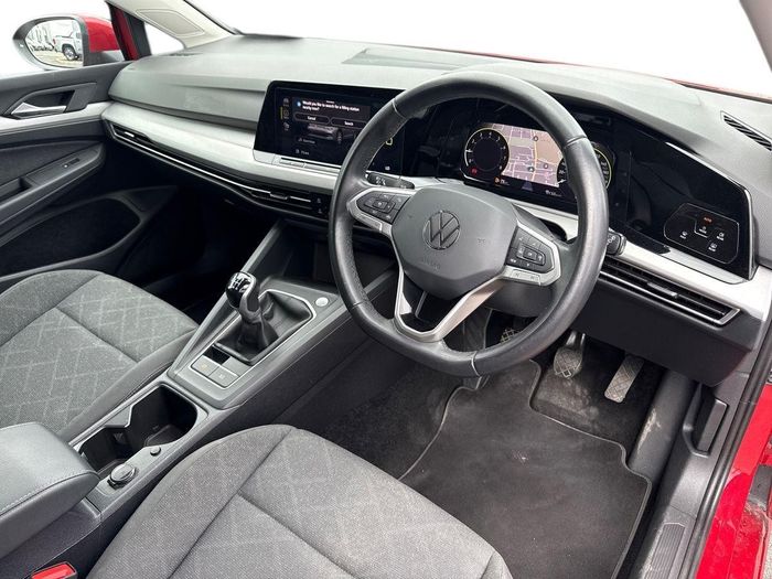 Volkswagen Golf 2024