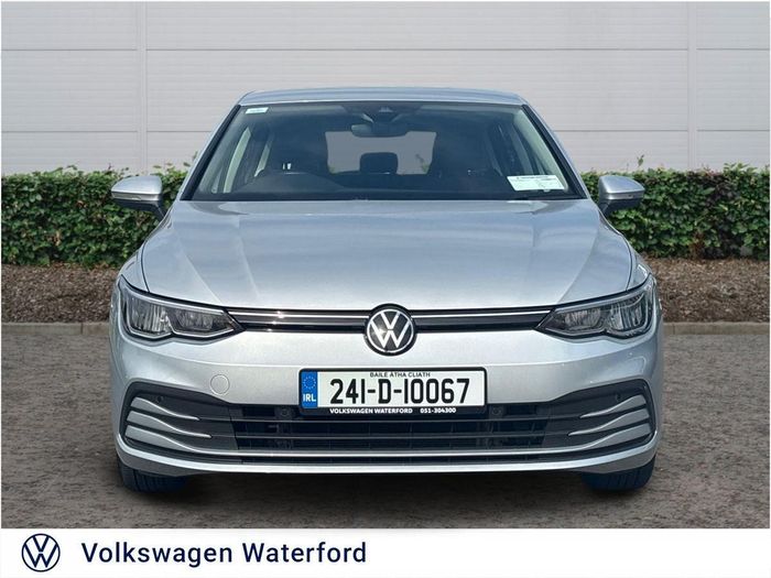 Volkswagen Golf 2024