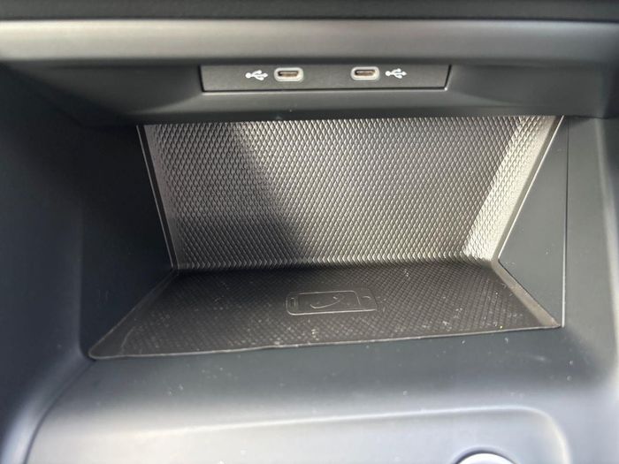 Volkswagen Golf 2024