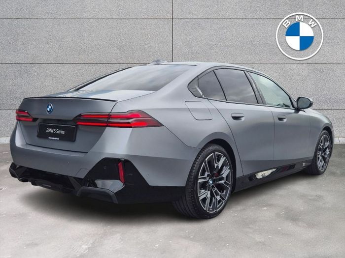 BMW 5 Series 2026