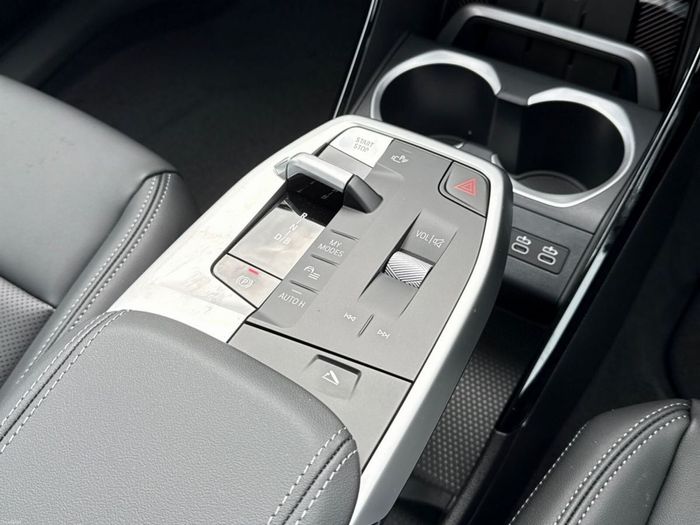 BMW iX1 2026