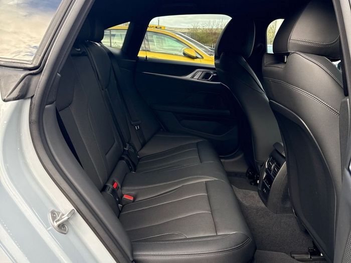 BMW i4 2026