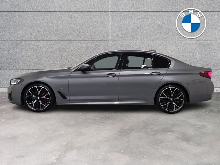 BMW 5 Series 2023