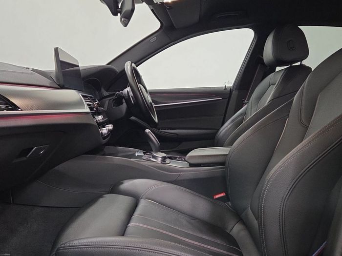 BMW 5 Series 2023