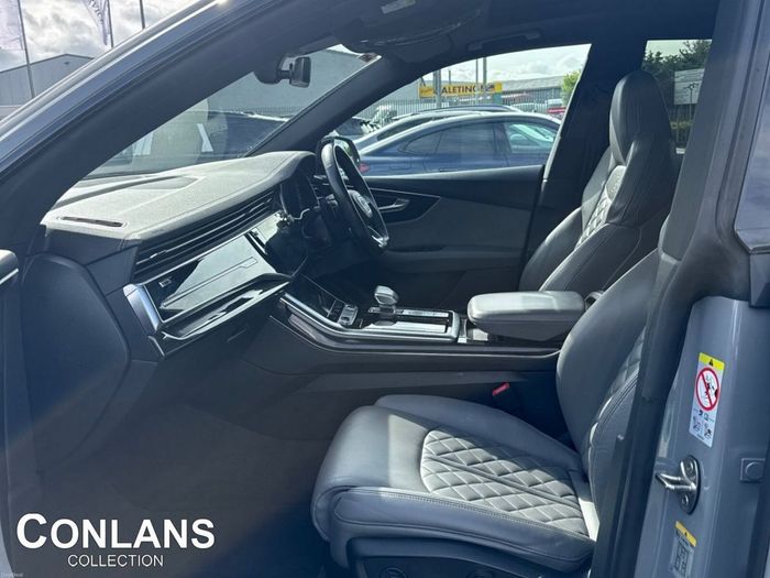 Audi Q8 2022