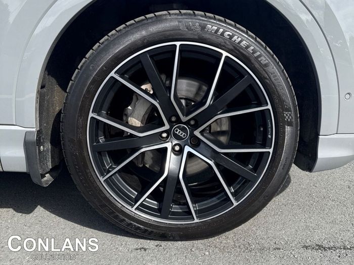 Audi Q8 2022