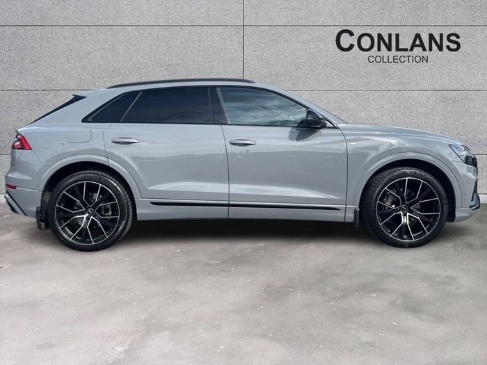 Audi Q8 2022