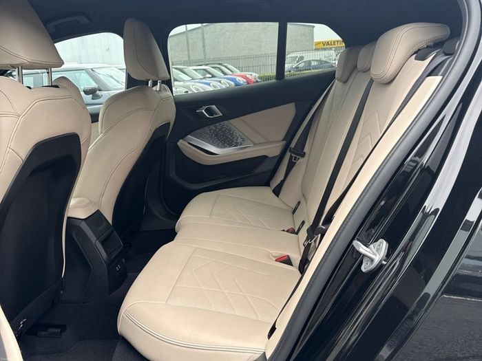 BMW 1 Series 2025