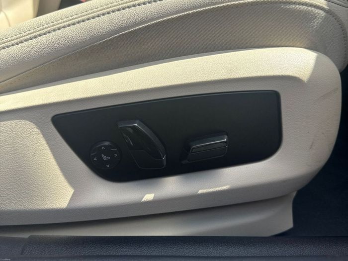 BMW 5 Series 2023