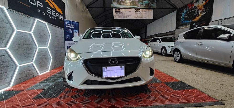 Mazda Demio 2016