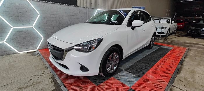 Mazda Demio 2016