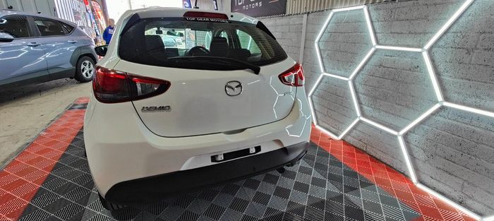 Mazda Demio 2016
