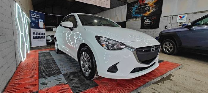 Mazda Demio 2016