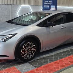 Toyota Prius 2024