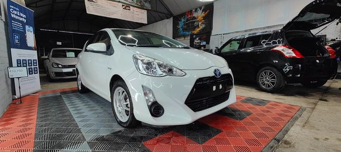 Toyota Aqua 2016