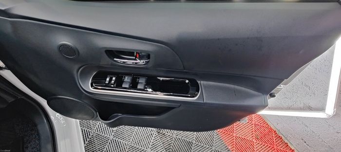 Toyota Aqua 2016